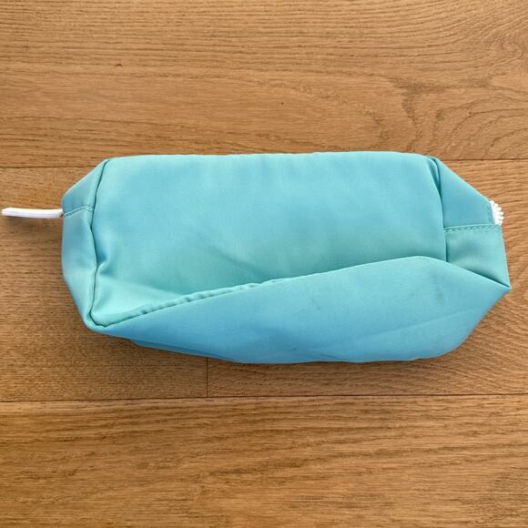 First Aid Beauty - Get Ready With Me Beauty Bag in Teal Blue - Picture 3 of 5